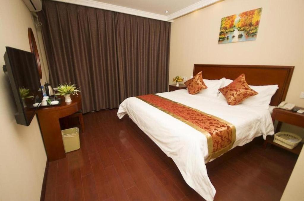 Greentree Inn Linyi Feixian Jianshe Road Express Hotel Exterior photo