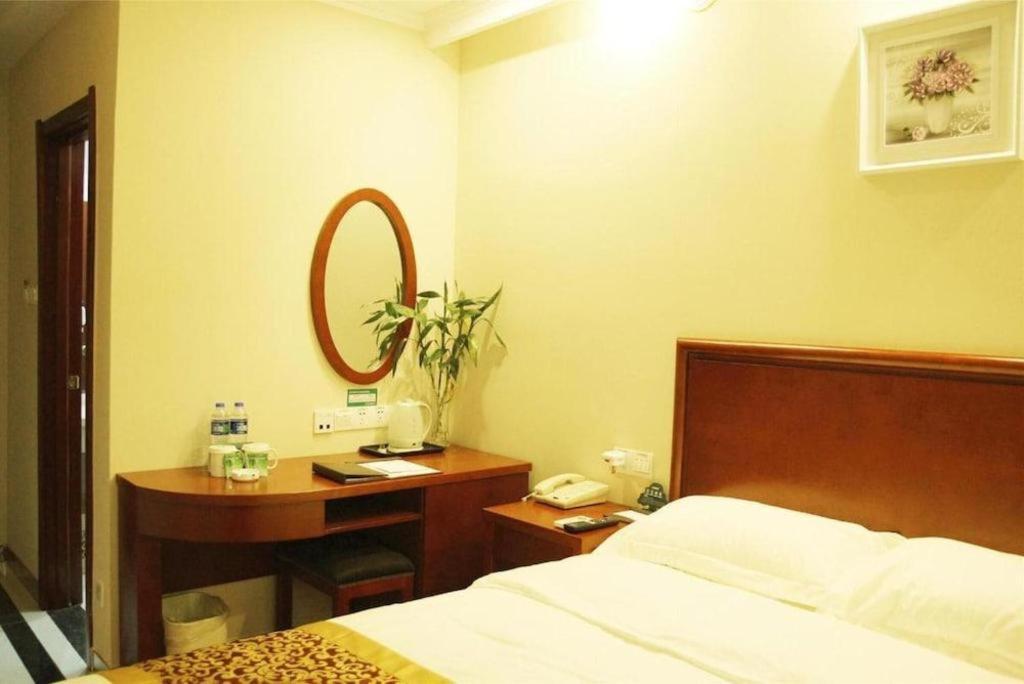 Greentree Inn Linyi Feixian Jianshe Road Express Hotel Exterior photo
