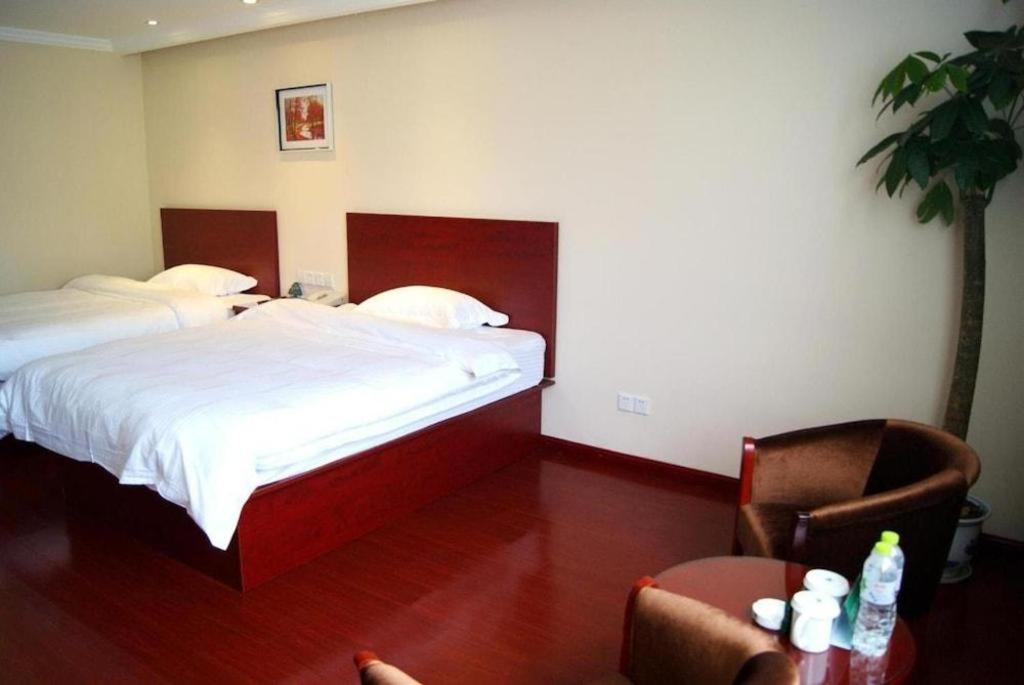 Greentree Inn Linyi Feixian Jianshe Road Express Hotel Exterior photo